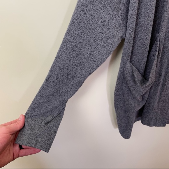 Young Fabulous & Broke Soft Gray Cardigan Sweater SZ Small - Picture 12 of 14